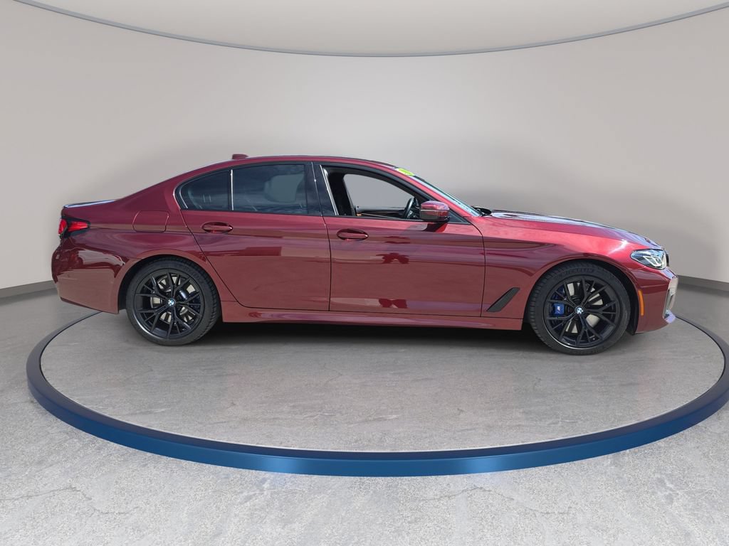 Used 2023 BMW 540i w/ Executive Package RWD image 5