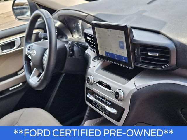 Used 2023 Ford Explorer XLT AWD/4WD image 13