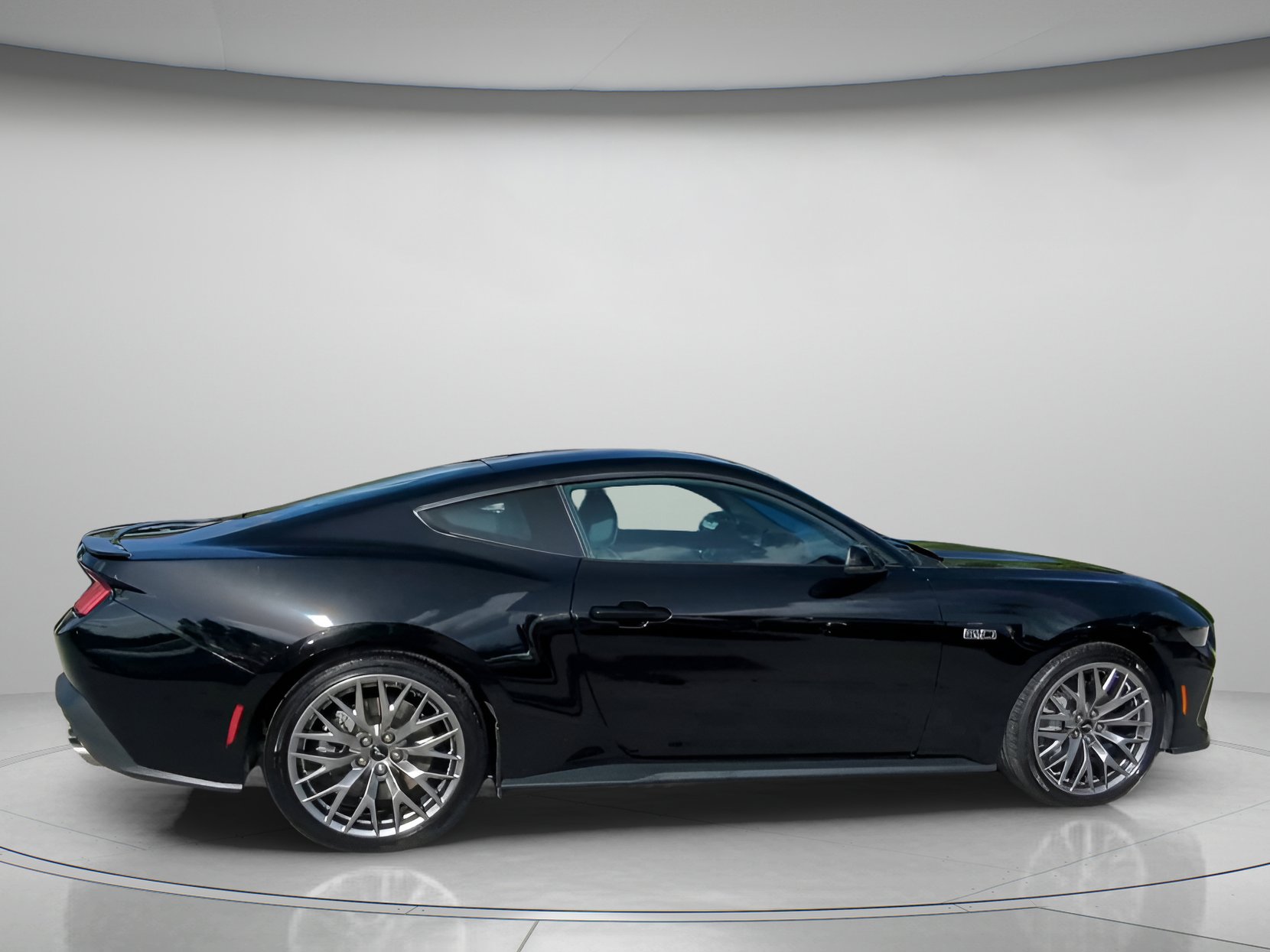 Certified 2025 Ford Mustang GT Premium image 30