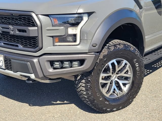 Certified 2018 Ford F150 Raptor w/ Equipment Group 802A Luxury AWD/4WD image 9