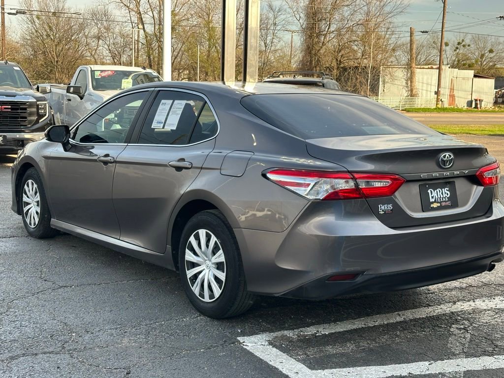 Used 2018 Toyota Camry L image 7