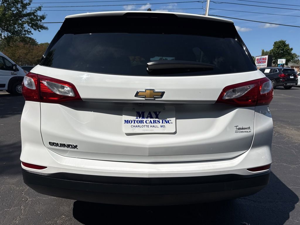 Used 2021 Chevrolet Equinox LS w/ LS Convenience Package image 3
