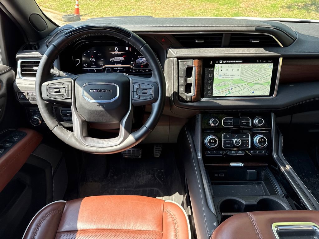 Used 2024 GMC Yukon Denali Ultimate AWD/4WD image 23