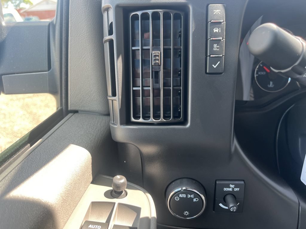 New 2025 Chevrolet Express 3500 Extended w/ Driver Convenience Package RWD image 20
