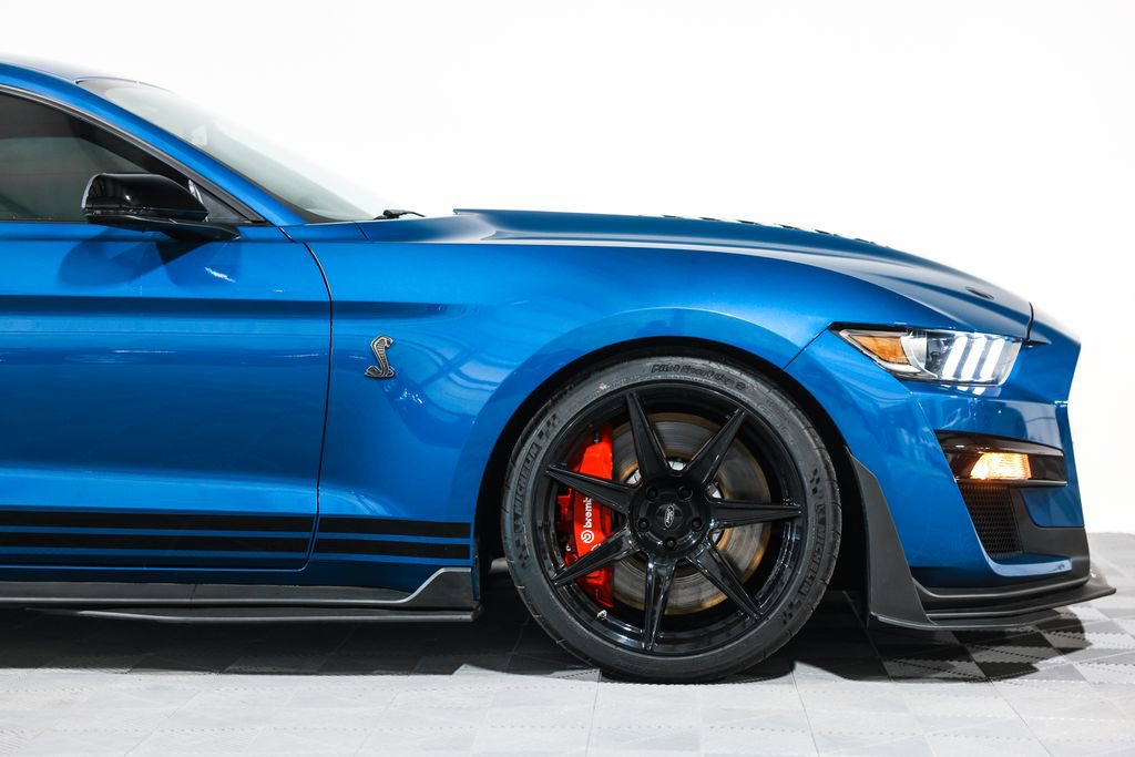 Used 2020 Ford Mustang Shelby GT500 w/ Technology Package image 3