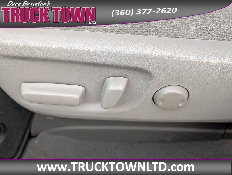 Used 2020 Toyota Sienna LE image 18