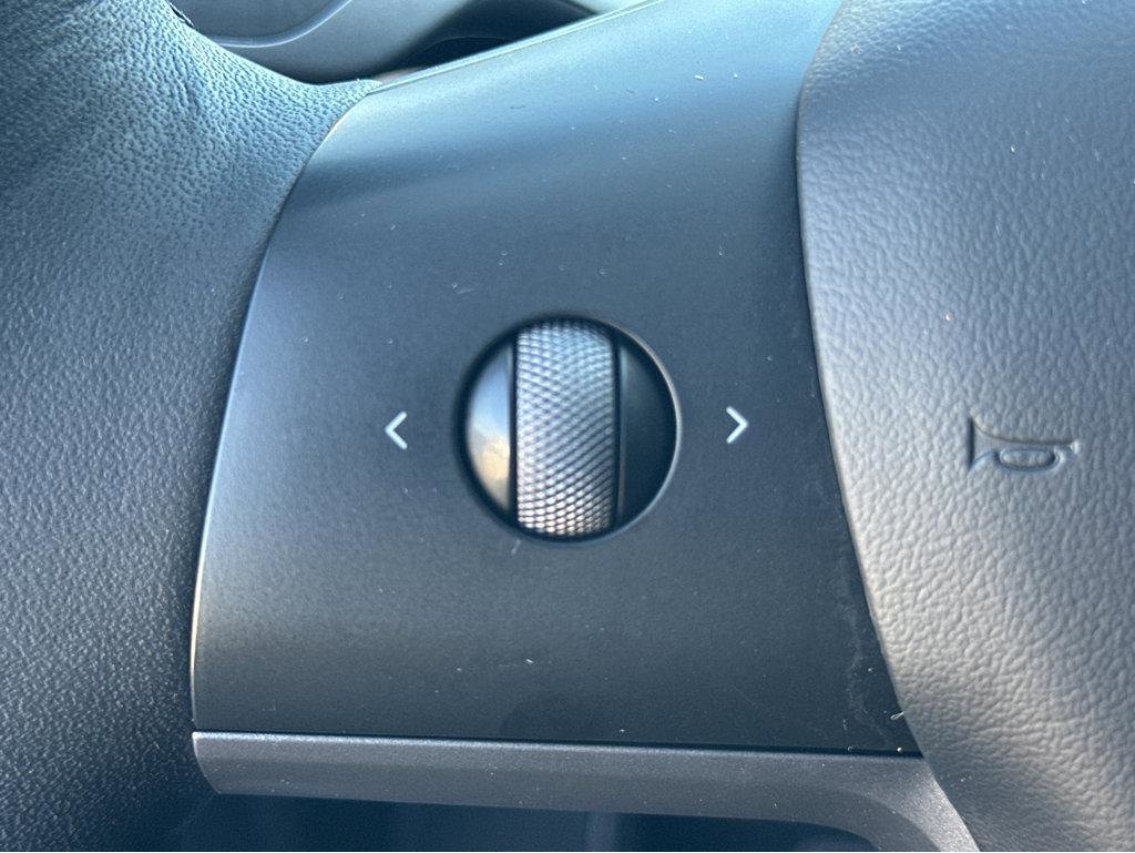 Used 2023 Tesla Model Y Long Range AWD/4WD image 21