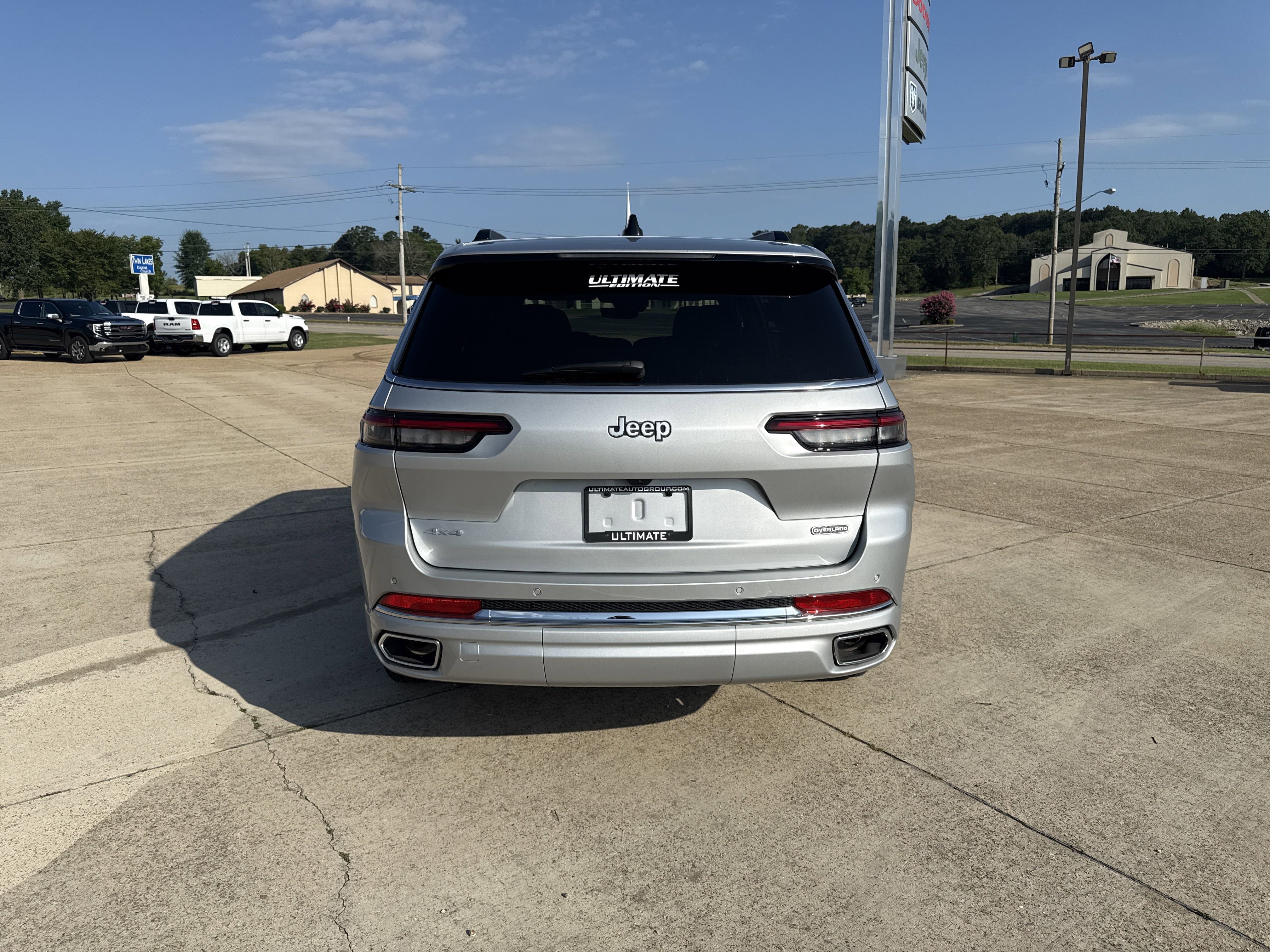 New 2025 Jeep Grand Cherokee L Overland w/ Trailer Tow Package image 6