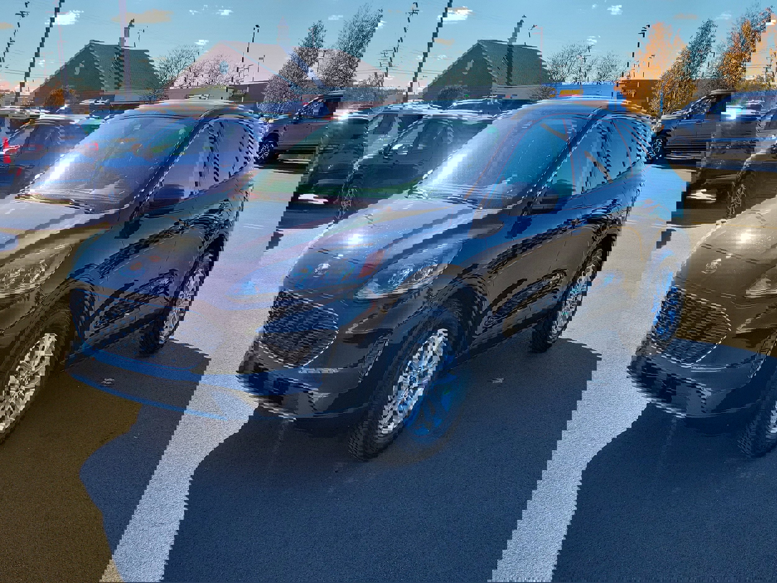 Certified 2022 Ford Escape SE w/ Convenience Package image 2