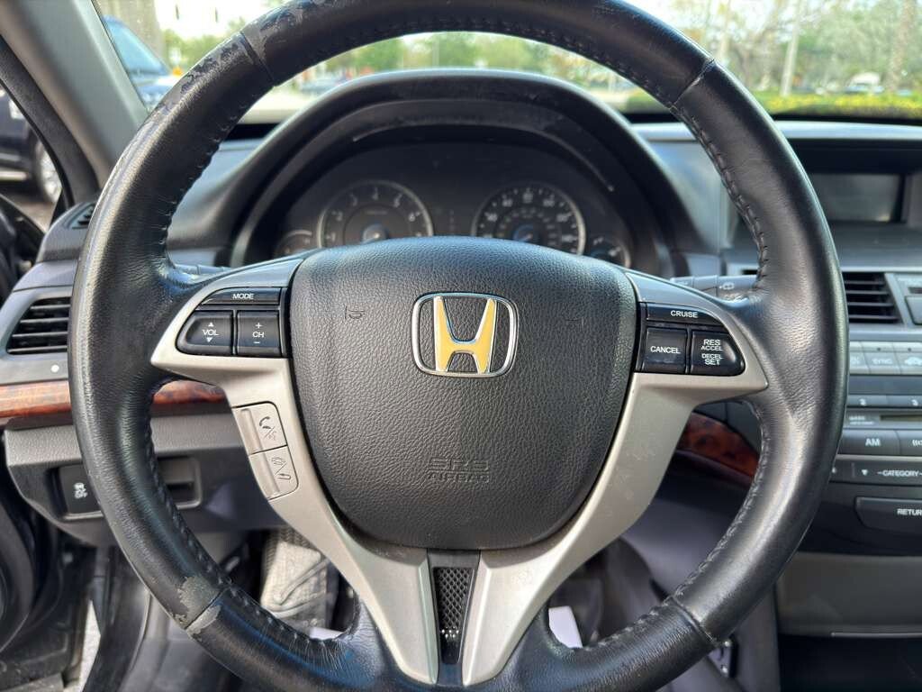 Used 2010 Honda Crosstour EX-L image 12