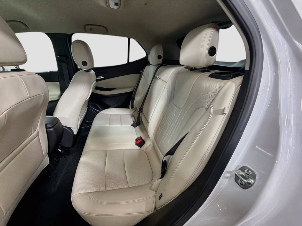 Used 2025 Buick Encore GX Avenir w/ Avenir Technology Package FWD image 24