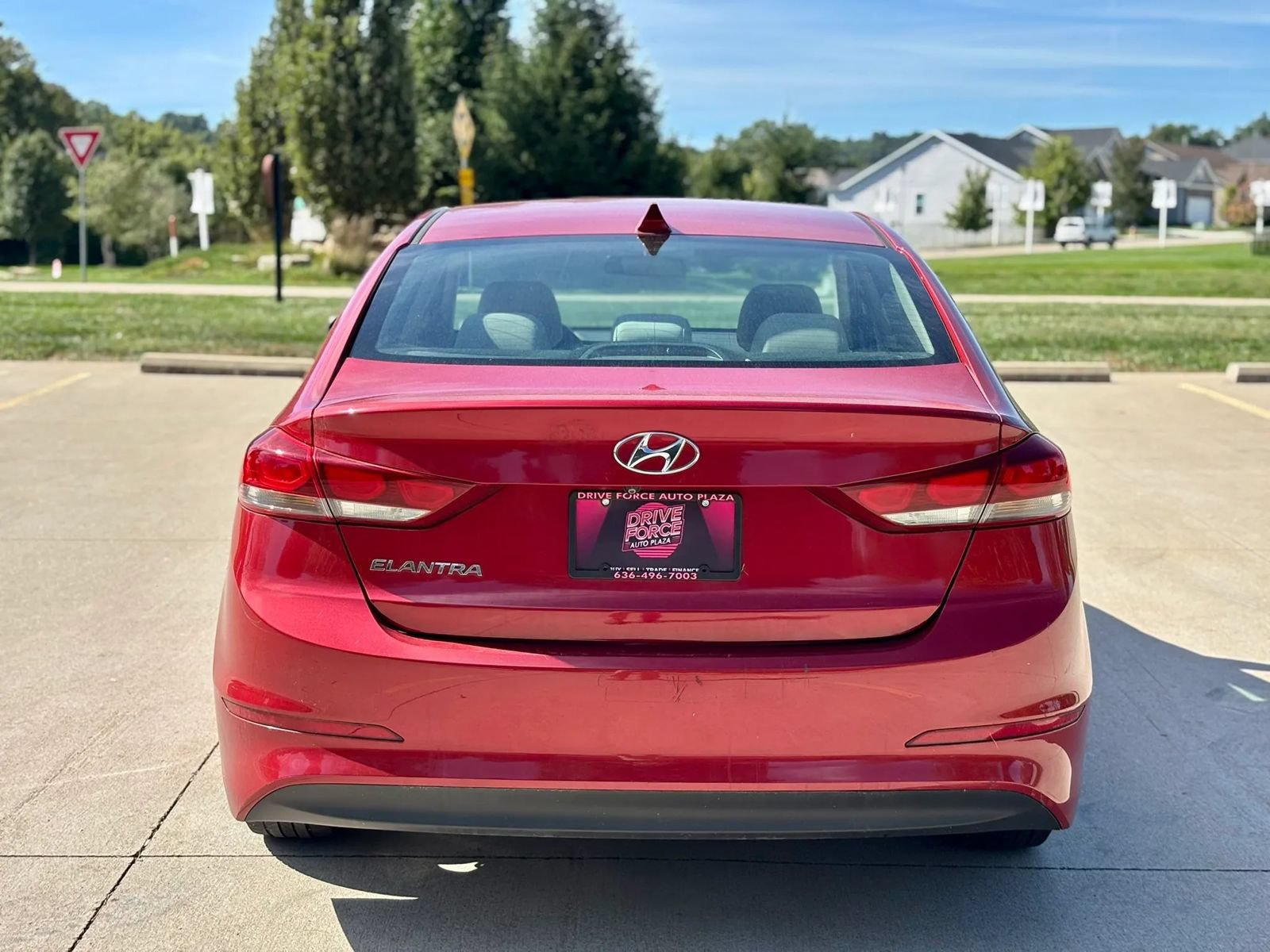Used 2017 Hyundai Elantra SE FWD image 7
