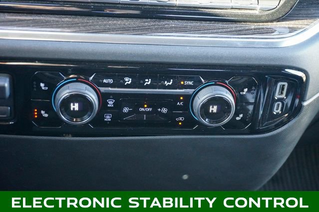 Used 2025 Chevrolet Silverado 1500 LT image 16