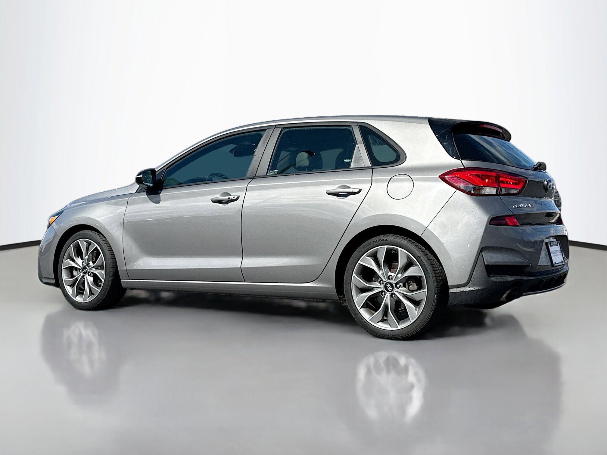 Used 2020 Hyundai Elantra GT N Line image 15