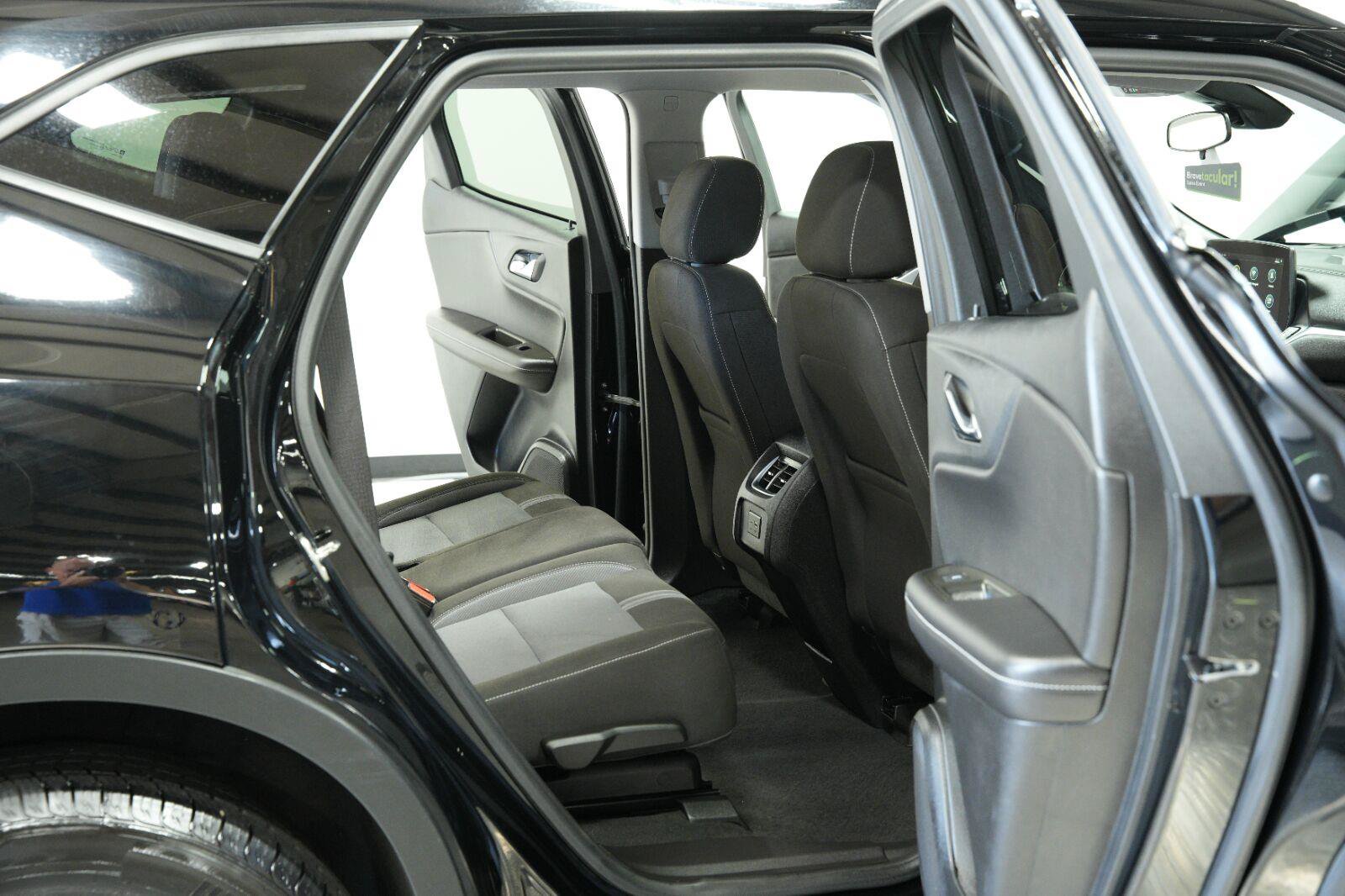 Certified 2025 Chevrolet Blazer LT FWD image 12