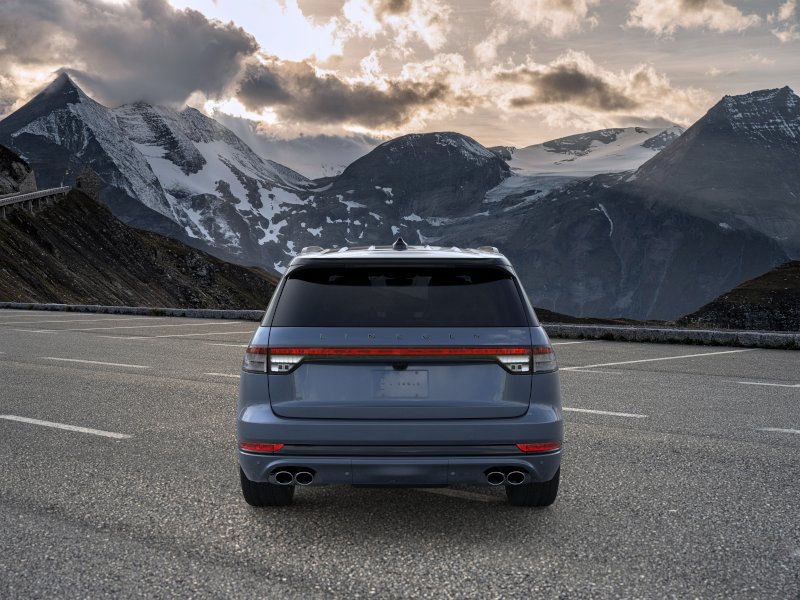 New 2026 Lincoln Aviator Black Label w/ Black Label Special Edition AWD/4WD image 5