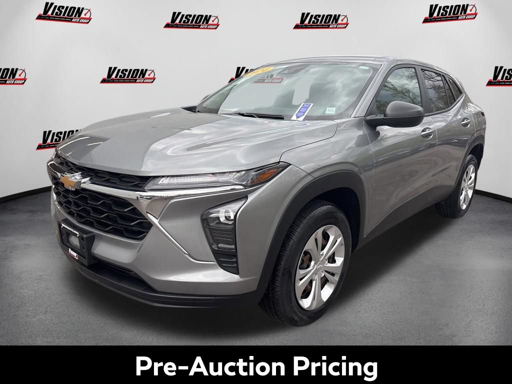 Used 2024 Chevrolet Trax LS