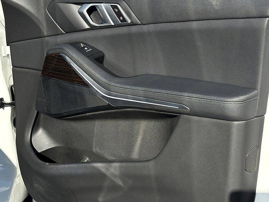 Used 2019 BMW X5 xDrive40i w/ Premium Package 2 image 22