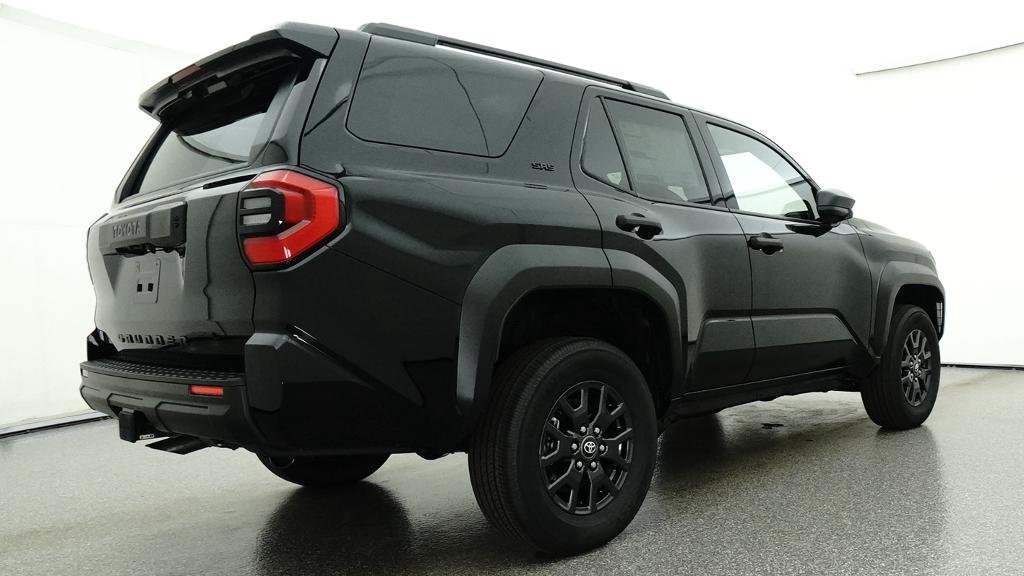 New 2026 Toyota 4Runner SR5 AWD/4WD image 17