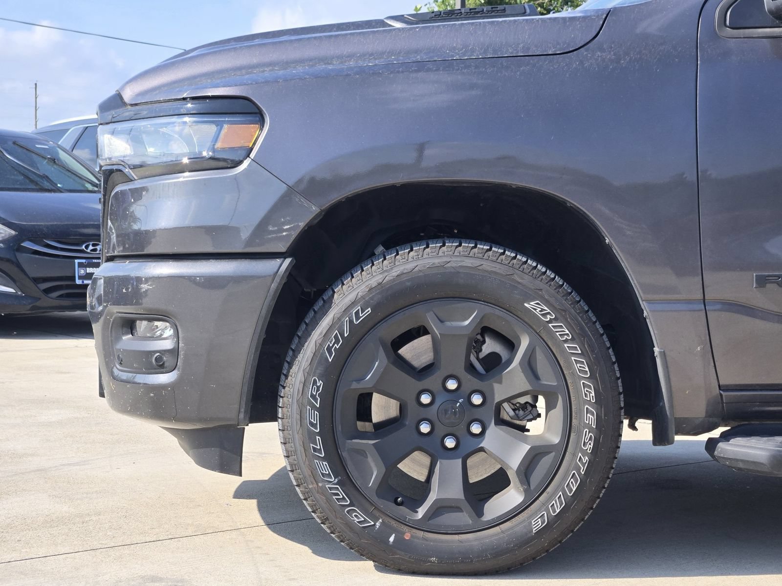 Used 2026 RAM 1500 Express AWD/4WD image 9