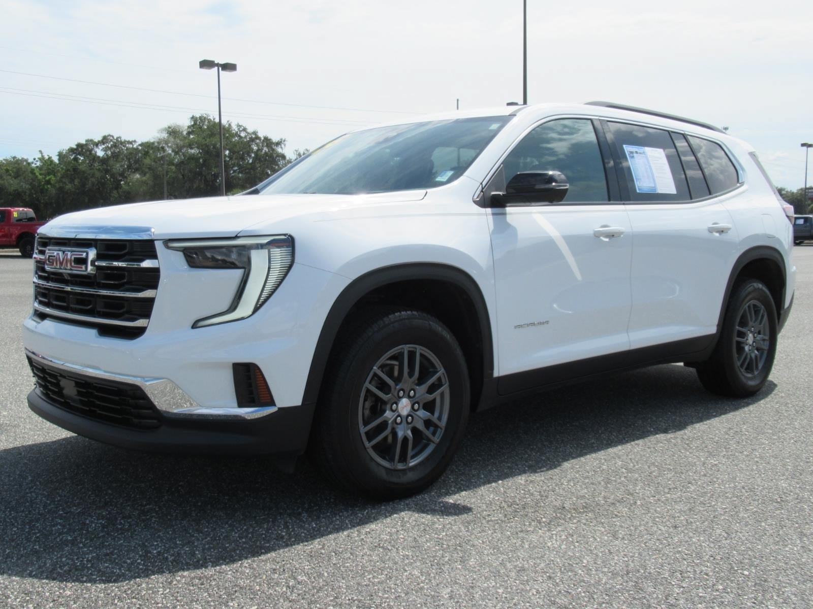 Used 2025 GMC Acadia Elevation FWD image 3