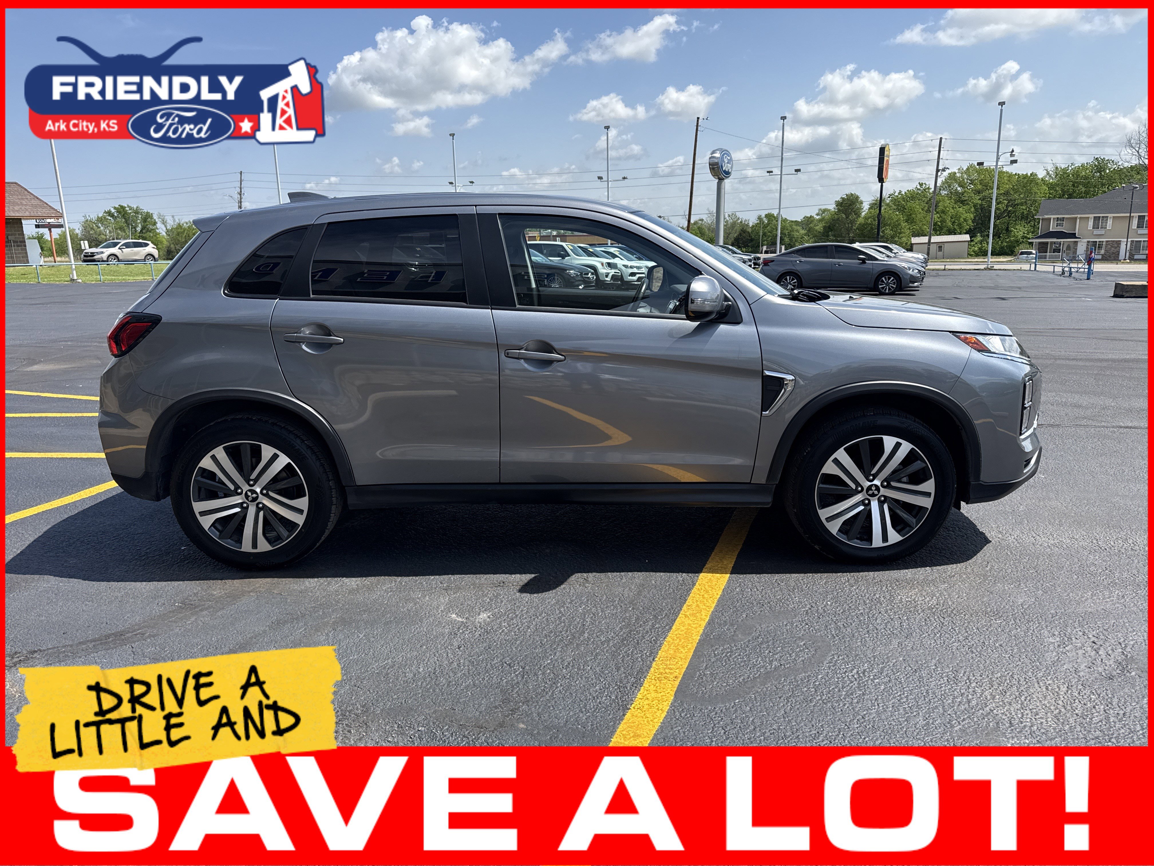 Used 2024 Mitsubishi Outlander Sport SE AWD/4WD image 4