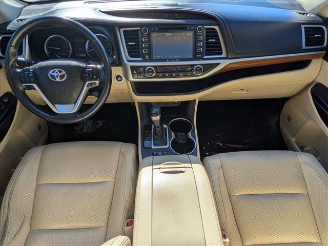Used 2019 Toyota Highlander Limited image 18