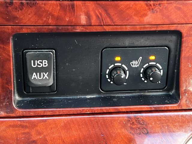 Used 2013 Toyota Highlander Limited image 28