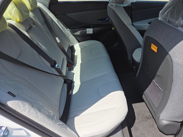 New 2026 Hyundai Elantra Limited FWD image 22