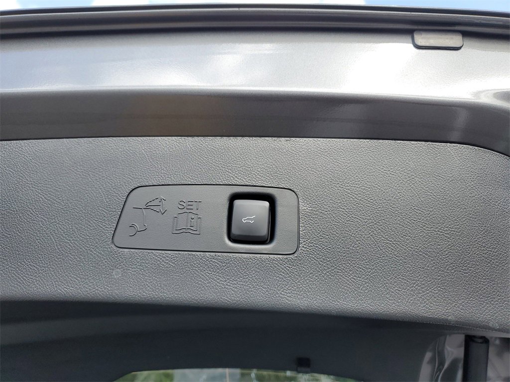 New 2026 Lincoln Corsair Reserve w/ Jet Appearance Package image 7