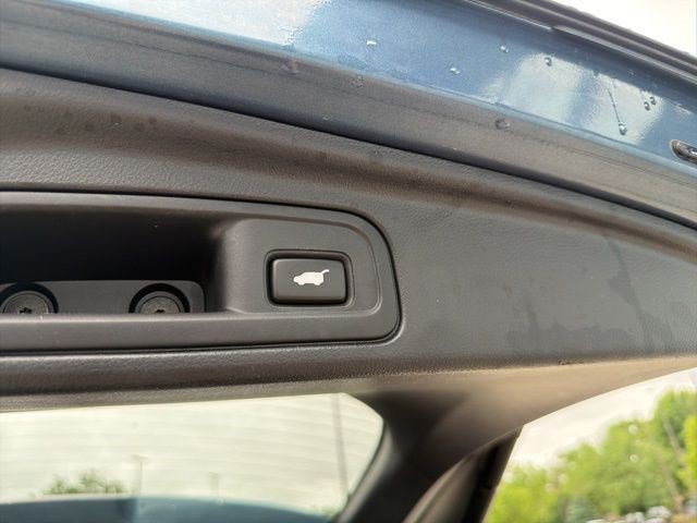 Used 2019 Honda Pilot Elite image 18