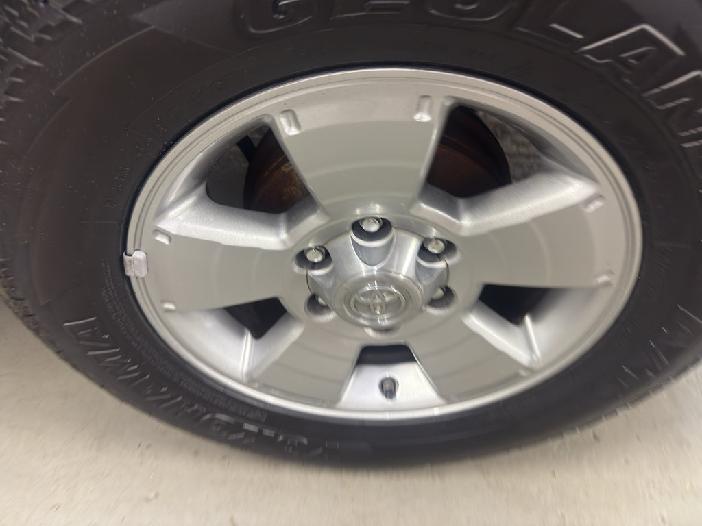 Used 2006 Toyota Tacoma PreRunner w/ TRD Sport Pkg #3 RWD image 31