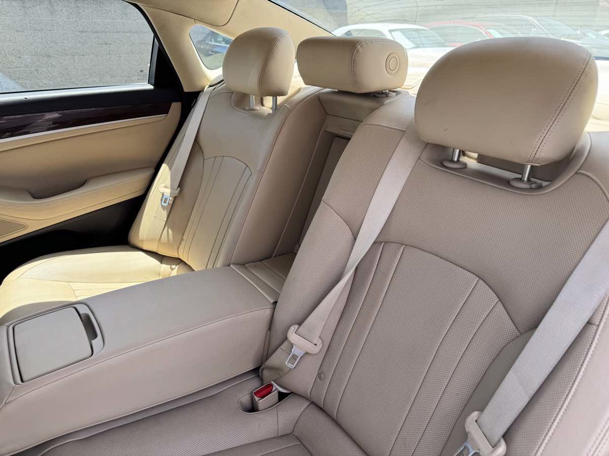 Used 2015 Hyundai Genesis 3.8 RWD image 30