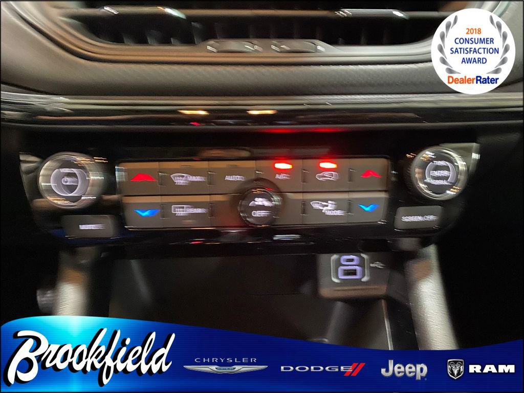 New 2025 Jeep Compass Limited w/ Sun and Sound Group image 24