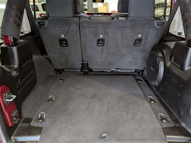 Certified 2022 Jeep Wrangler Unlimited Rubicon w/ Cold Weather Group image 27