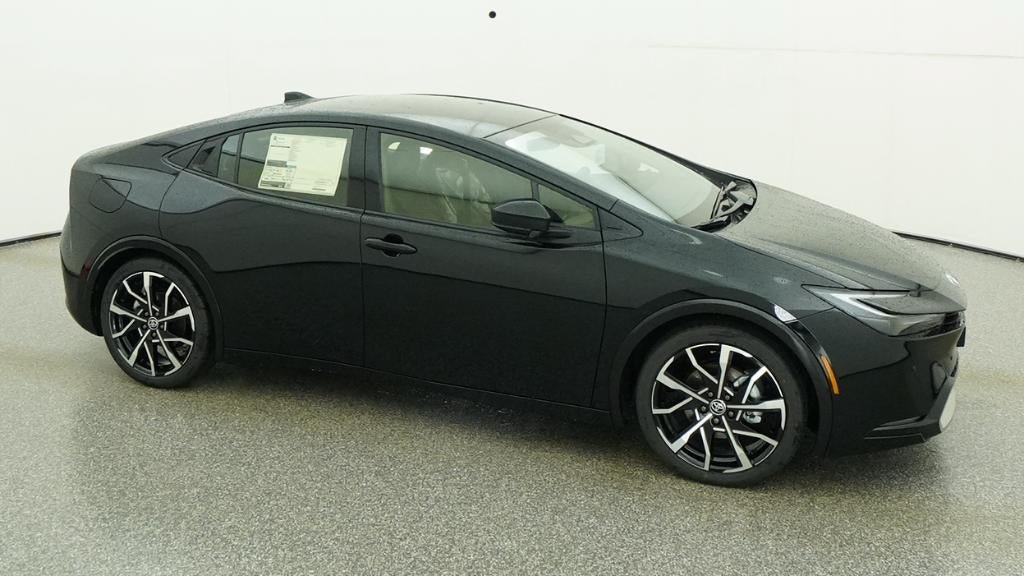 New 2026 Toyota Prius Plug-In Hybrid FWD image 12