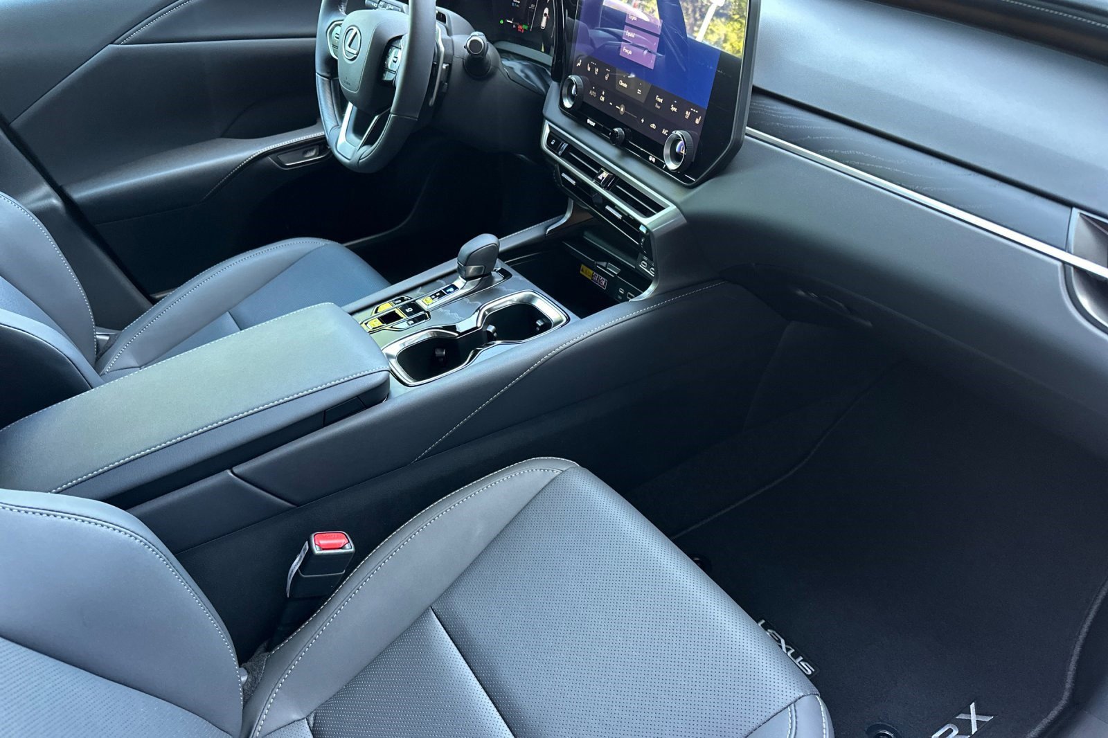 New 2026 Lexus RX 350h AWD/4WD image 14