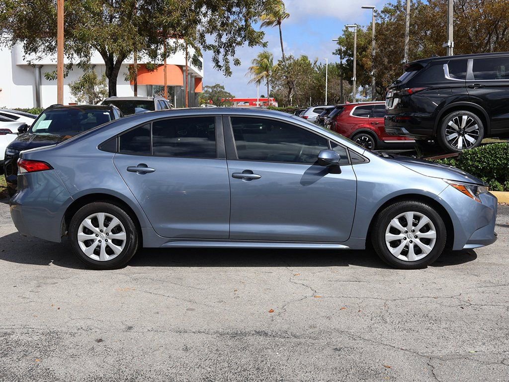 Used 2024 Toyota Corolla LE image 15
