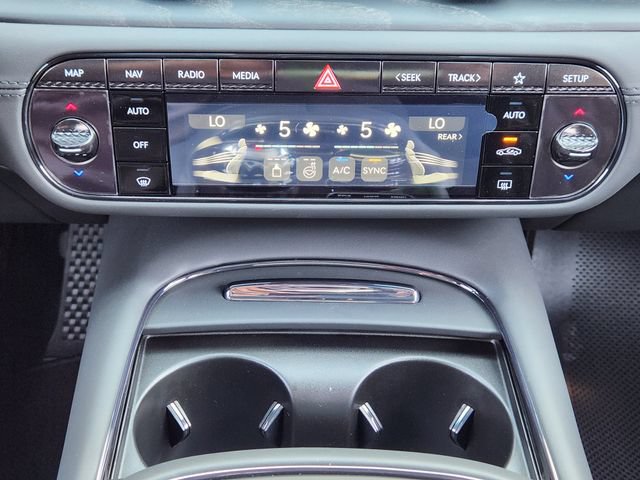 New 2026 Genesis G90 3.5T Prestige AWD/4WD image 15