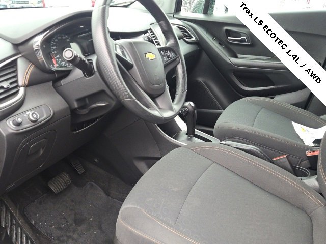 Used 2020 Chevrolet Trax LS w/ Tint and Cruise Package image 18