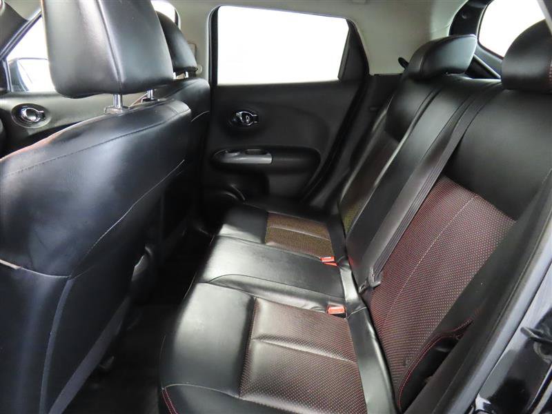 Used 2016 Nissan Juke SL FWD image 32
