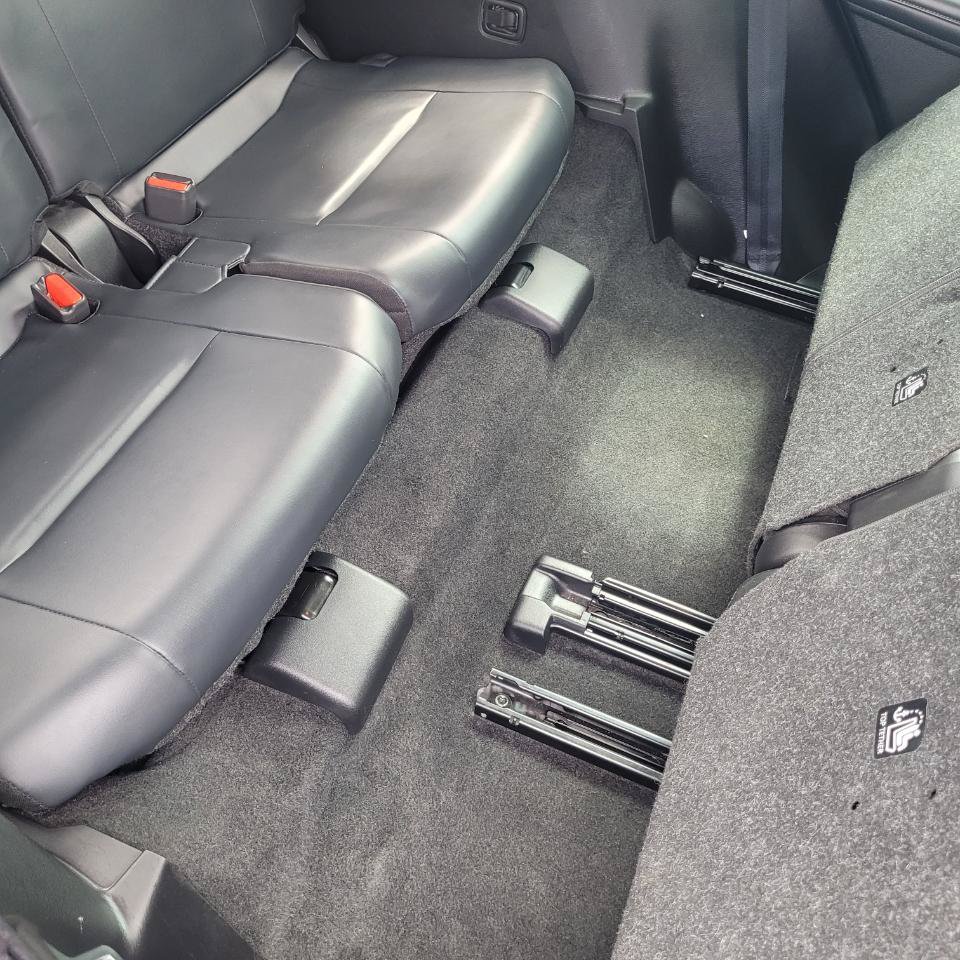 Used 2023 Mitsubishi Outlander SE AWD/4WD image 35