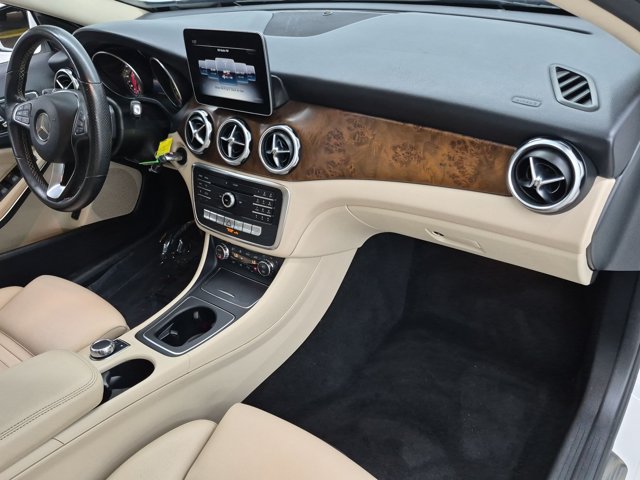 Used 2019 Mercedes-Benz GLA 250 image 23