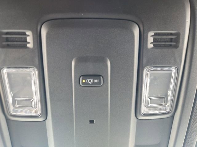 Used 2023 GMC Yukon SLE w/ Gmc Pro Safety Plus Package image 38