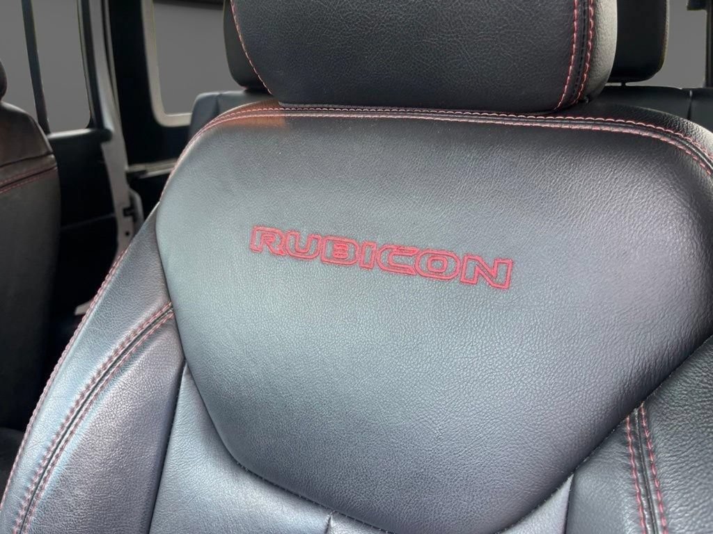 Used 2018 Jeep Wrangler Unlimited Rubicon AWD/4WD image 11