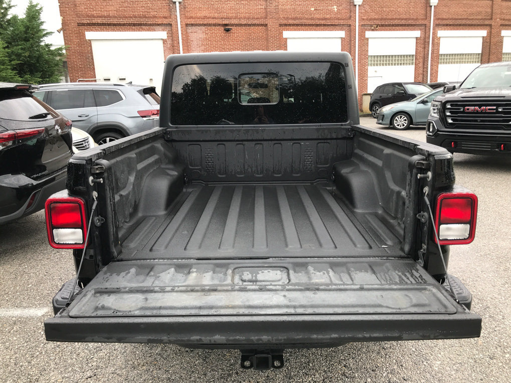 Used 2020 Jeep Gladiator Sport w/ Quick Order Package 24S AWD/4WD image 22
