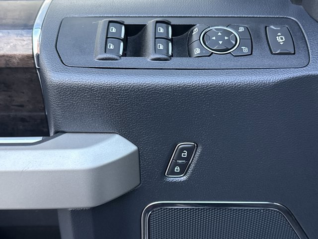 Used 2022 Ford F250 Lariat image 19