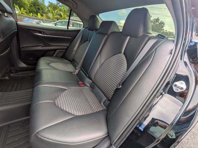 Used 2023 Toyota Camry SE w/ Convenience Package FWD image 12