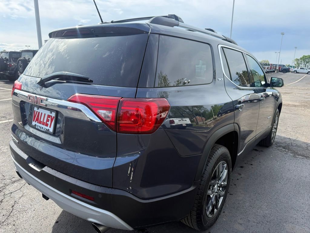 Used 2019 GMC Acadia SLT FWD image 3