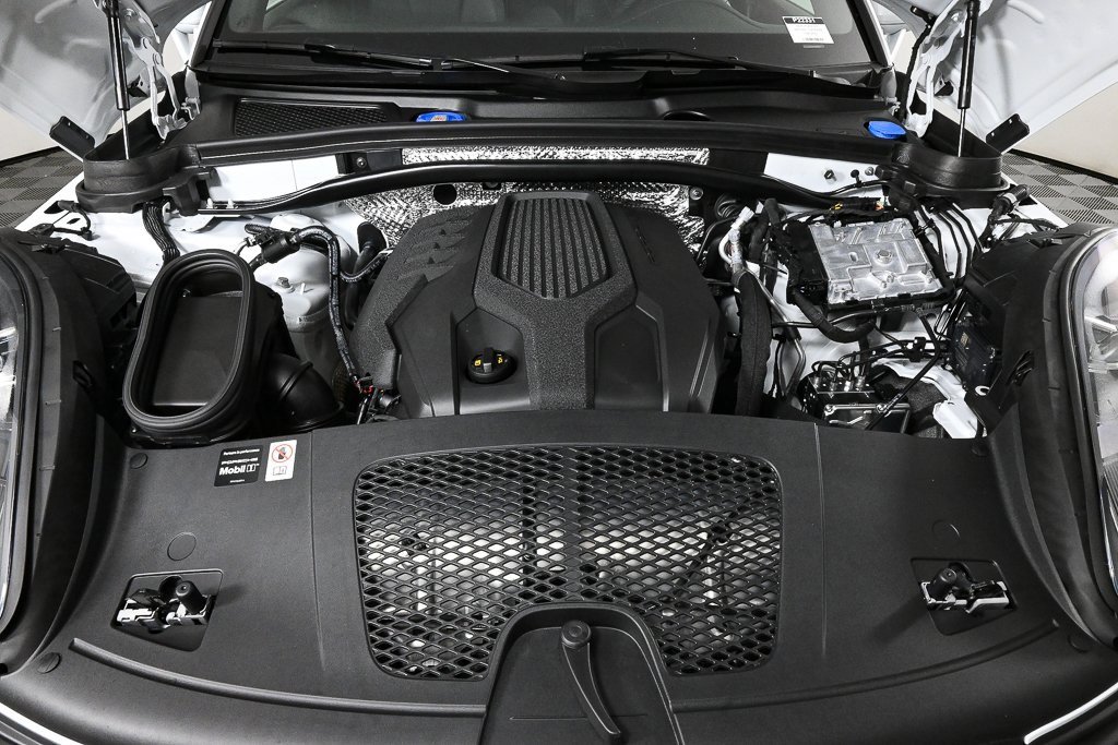 New 2026 Porsche Macan image 44